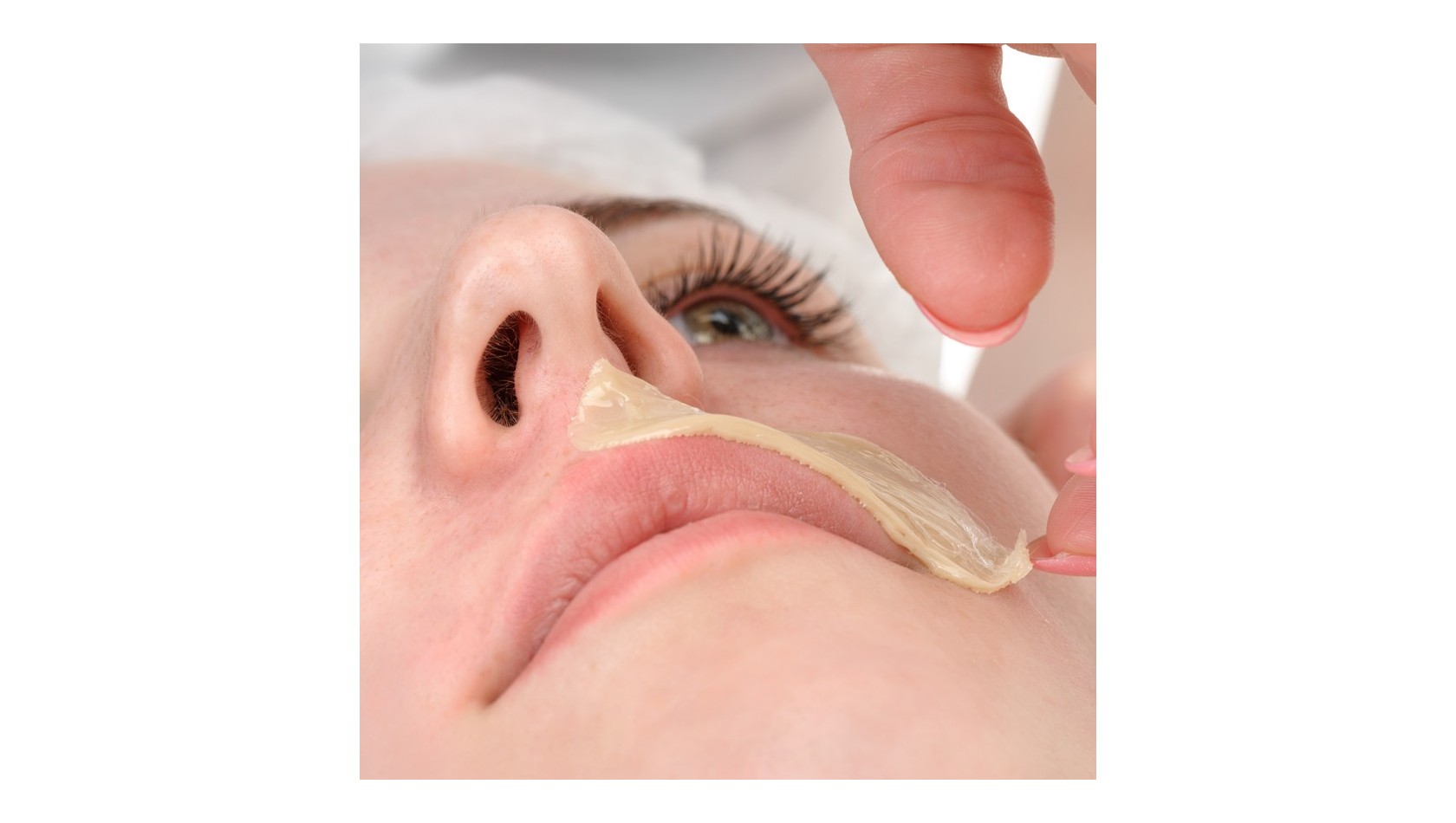 Восковая депиляция лица